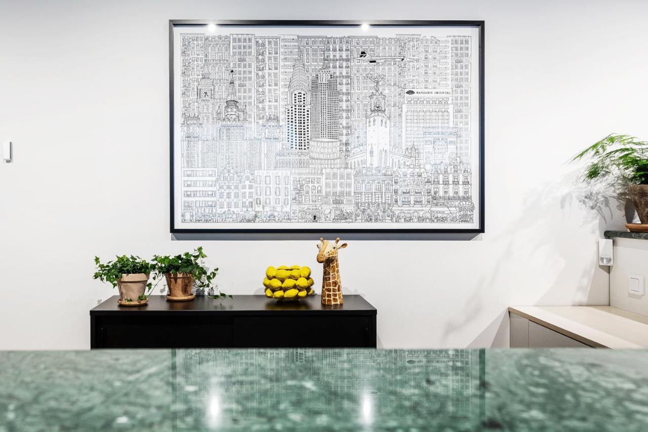 Biz Apartment Bromma Stockholm Eksteriør bilde A work by the artist